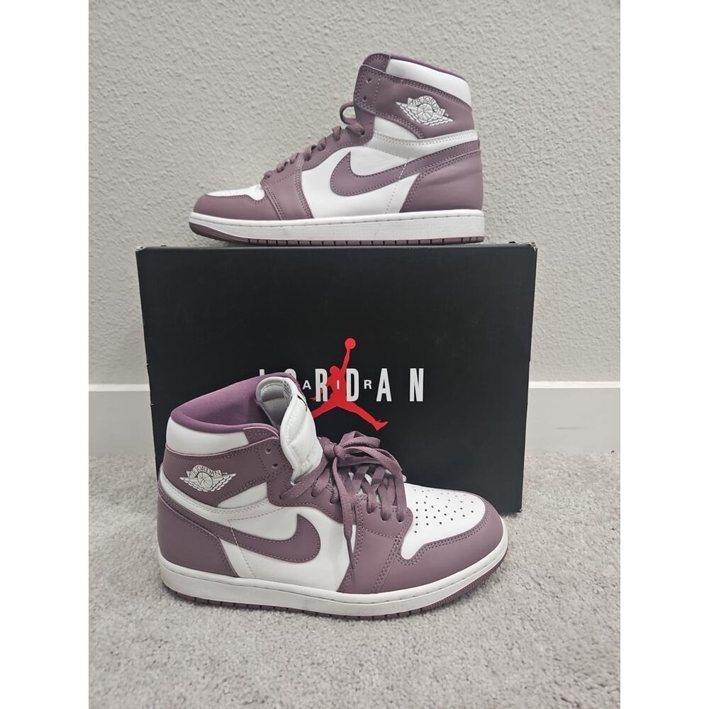 Air Jordan 1 Retro High OG "Mauve" Size 10 US MENS DZ5485-105